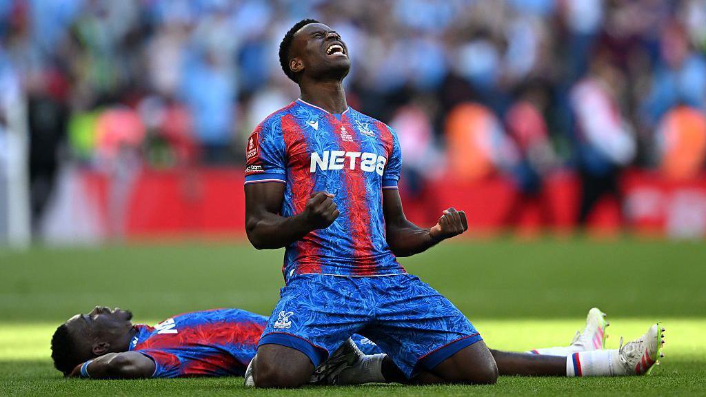 Marc Guéhi set to remain at Crystal Palace after Liverpool deal collapses